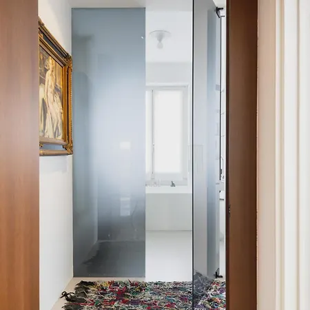 Easylife - - Schiaparelli 2 - * Milaan